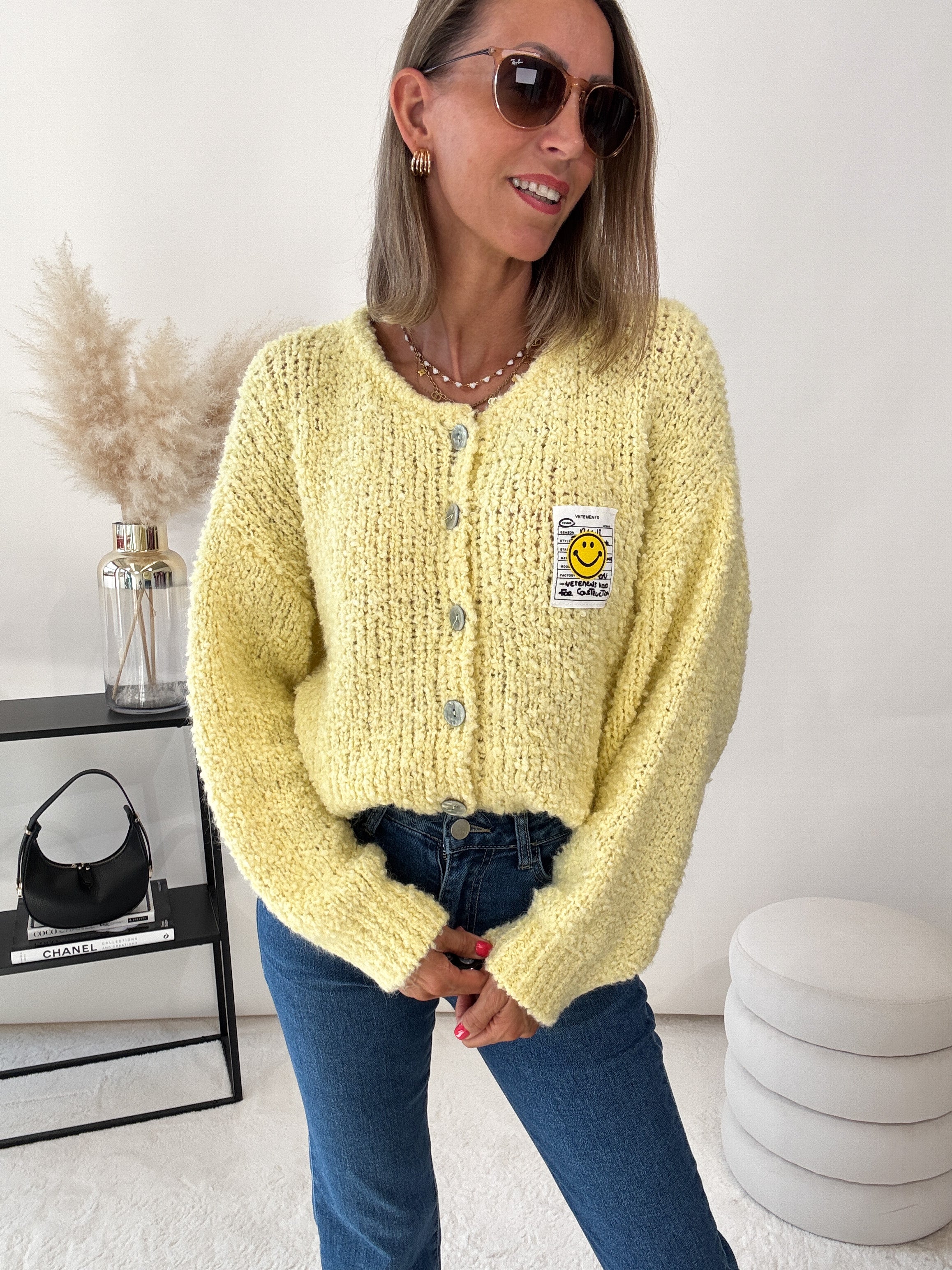 "Bari" kuscheliger Boucle Cardigan- hellgelb