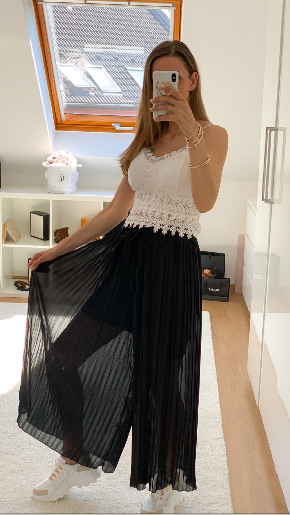 "Leah" Crop Top Lace - weiss