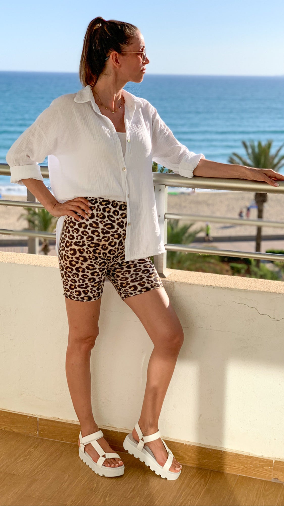 "Waffle Set" Bluse und Short aus Baumwolle - weiß