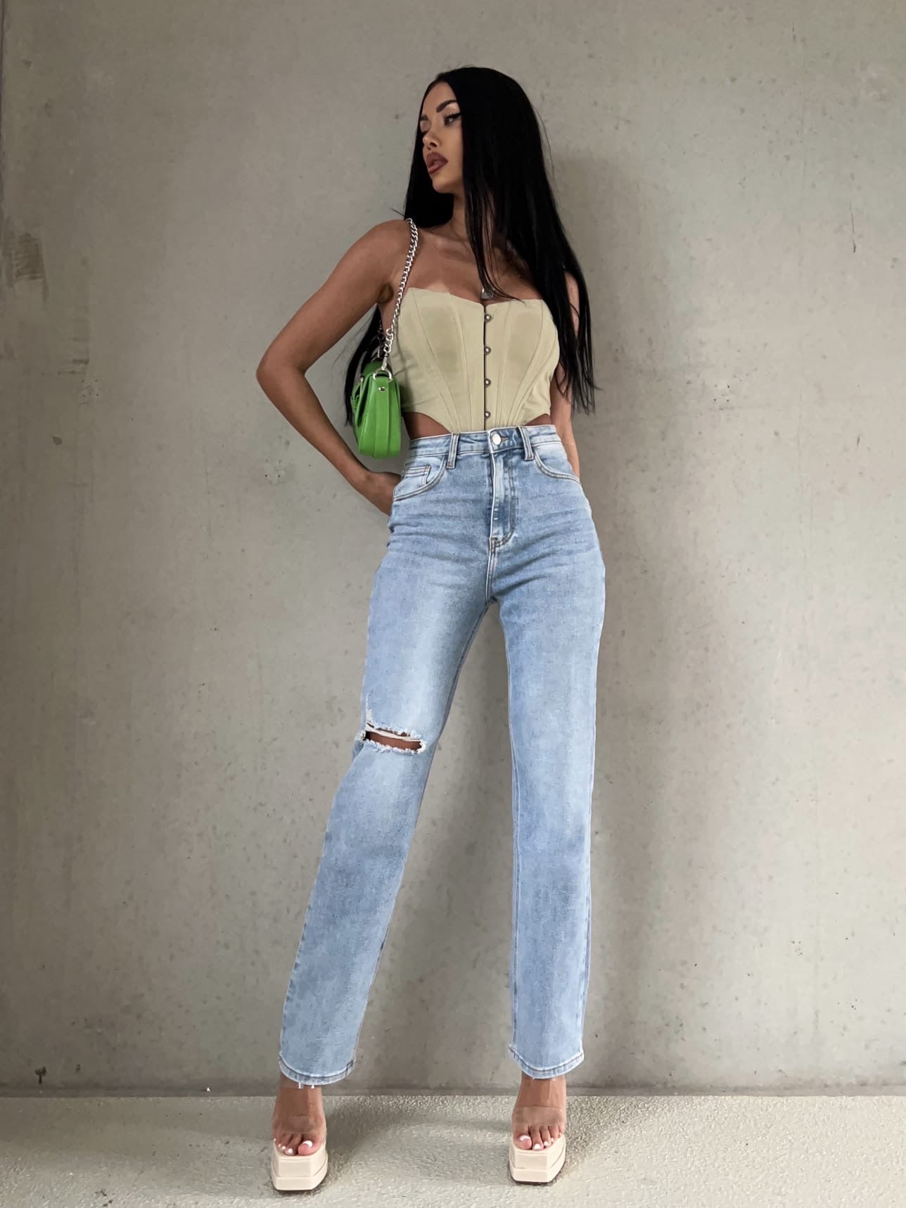 Straight Leg Jeans mit cut out - blau