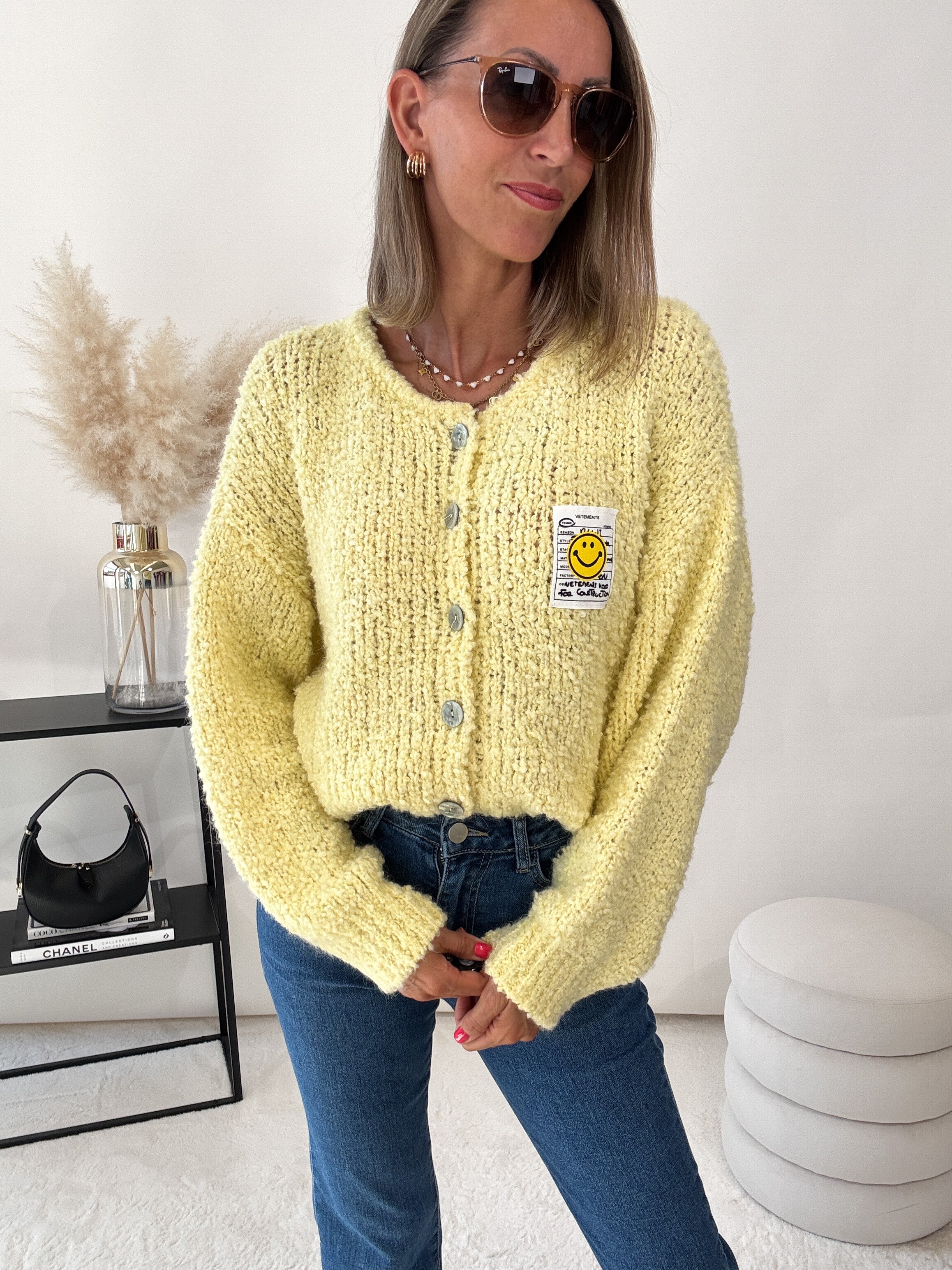 "Bari" kuscheliger Boucle Cardigan- hellgelb