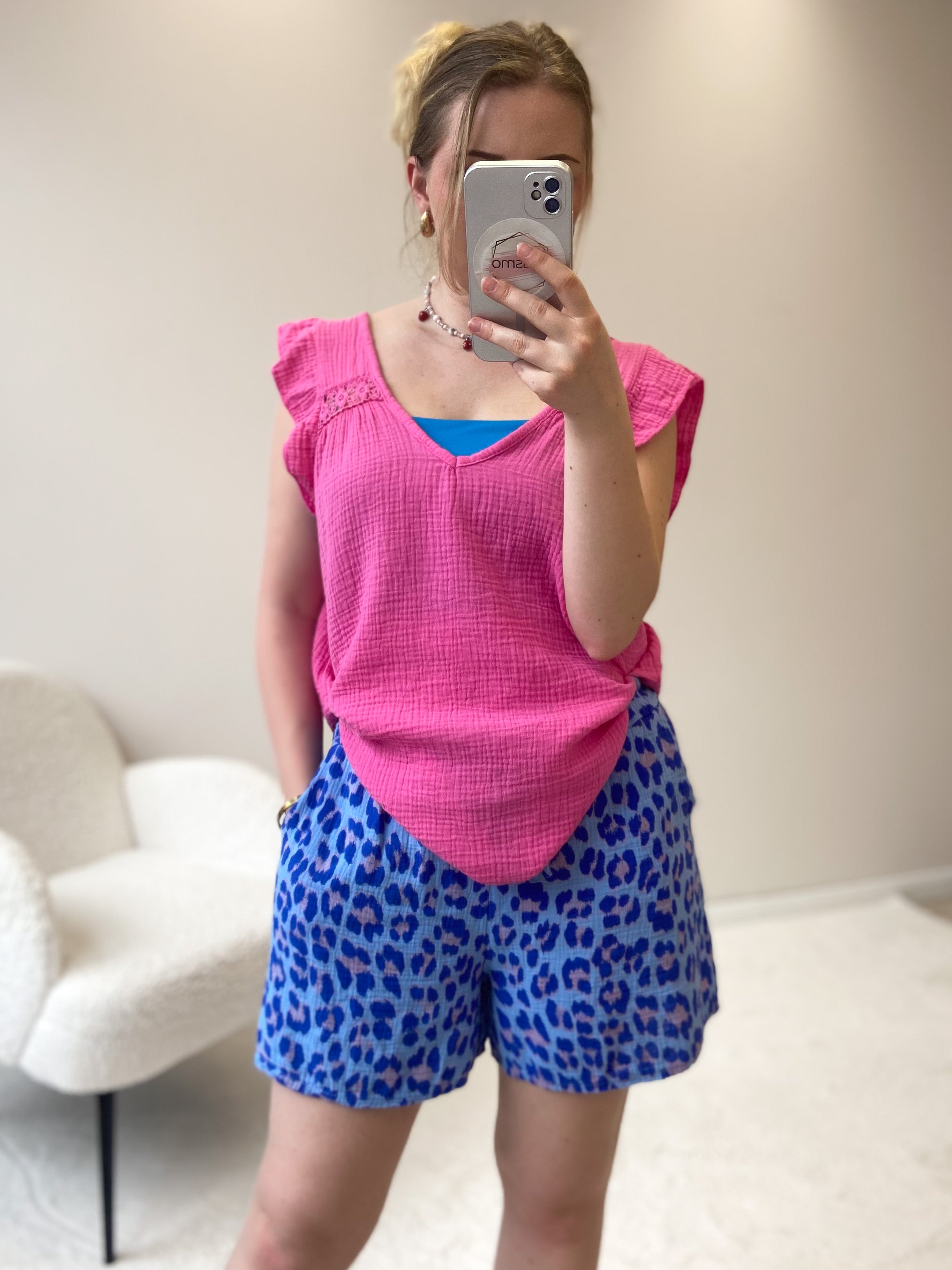 "Shorty Leo" Short aus Musselin - blau