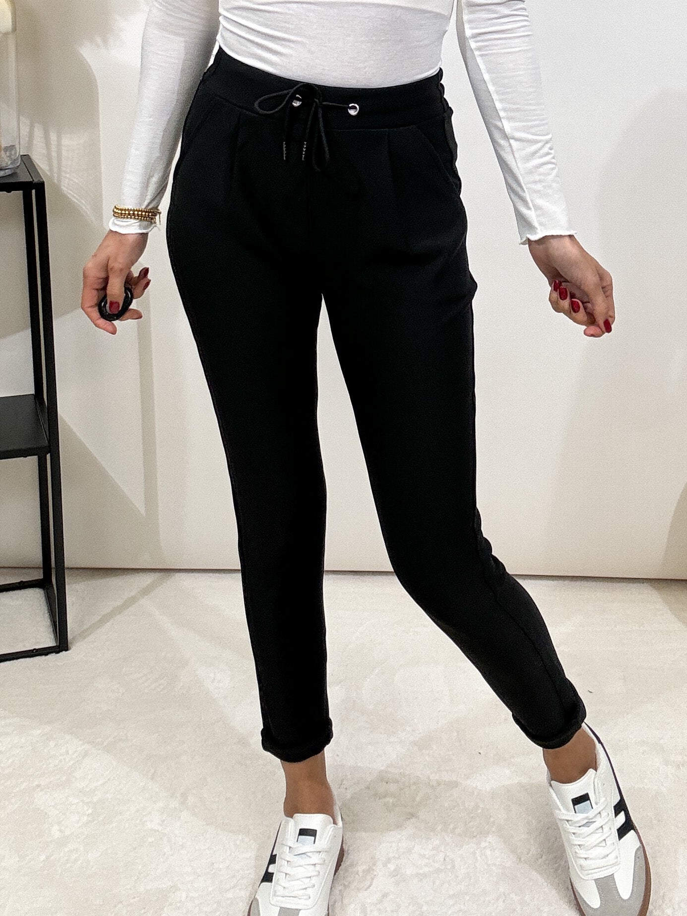 "Classy" elastische Hose aus Viskose - schwarz