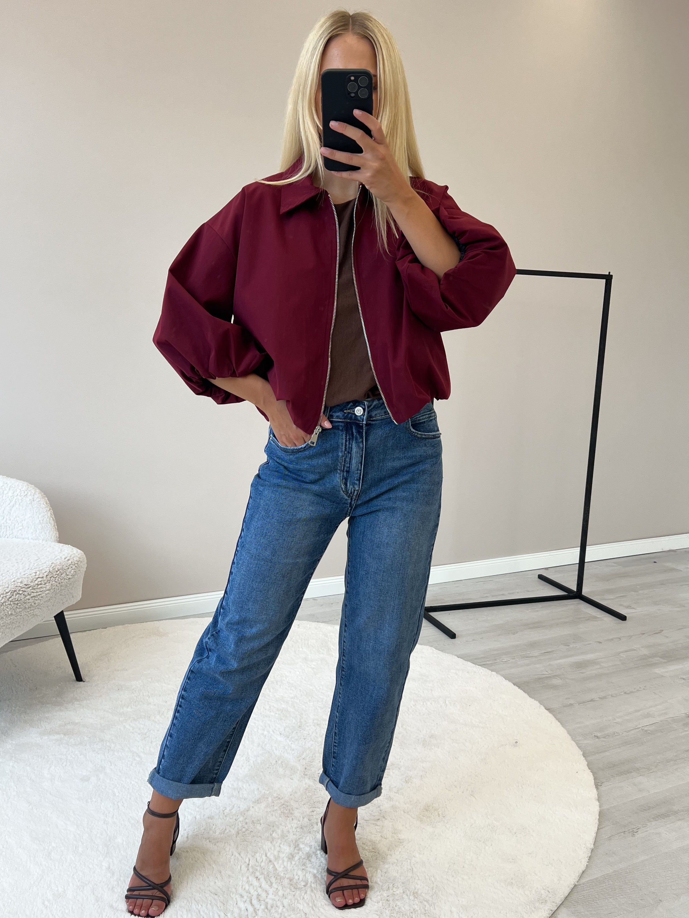 "Mena" stylische Jacke mit 7/8 Ärmeln - bordeaux