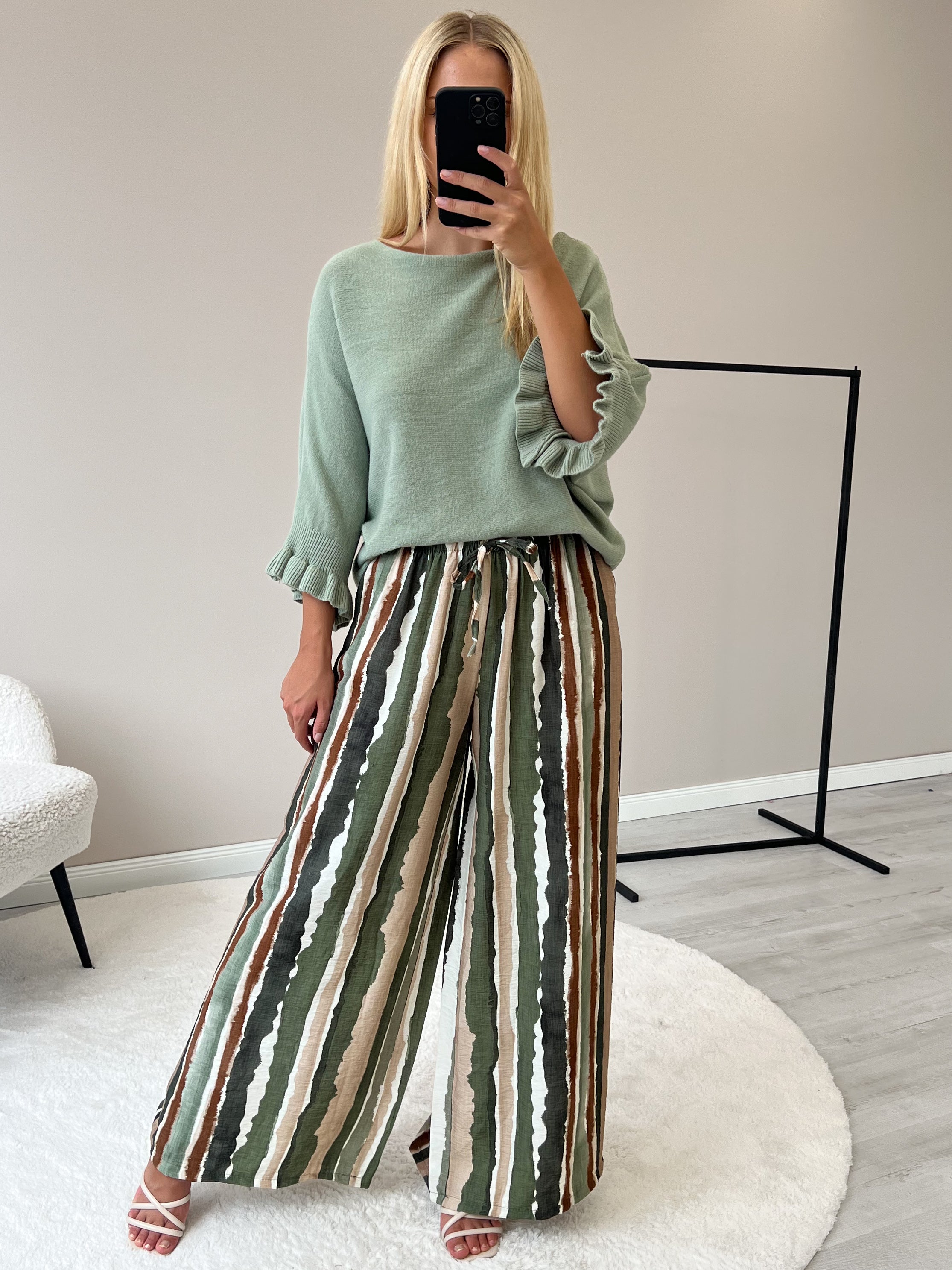 "Vicenza Volant" weicher Pullover mit Viscose - matcha grün