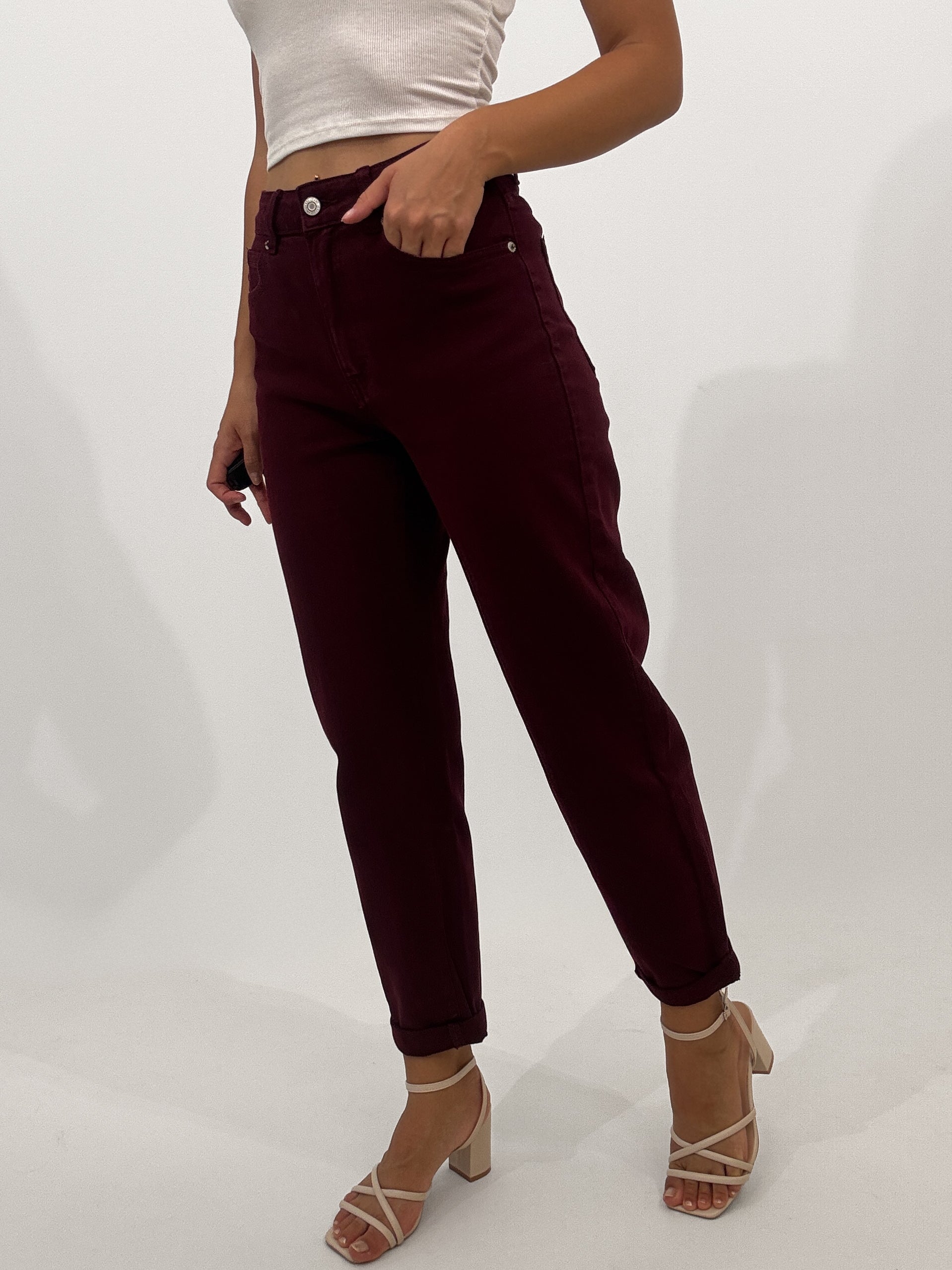 "Mom Bordeaux" Old Mom Fit Jeans - bordeaux