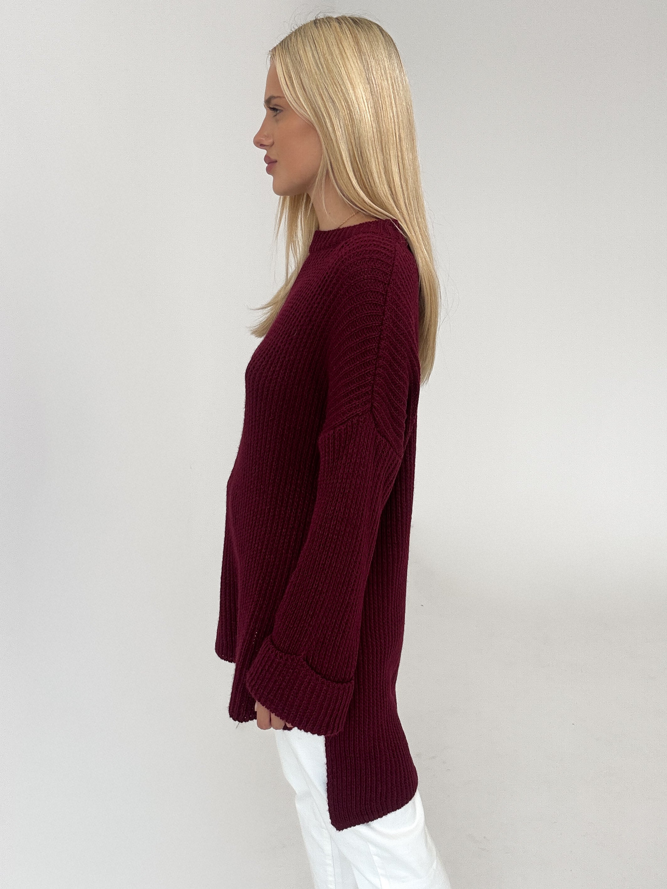 Strickpullover mit Schlitz - bordeaux