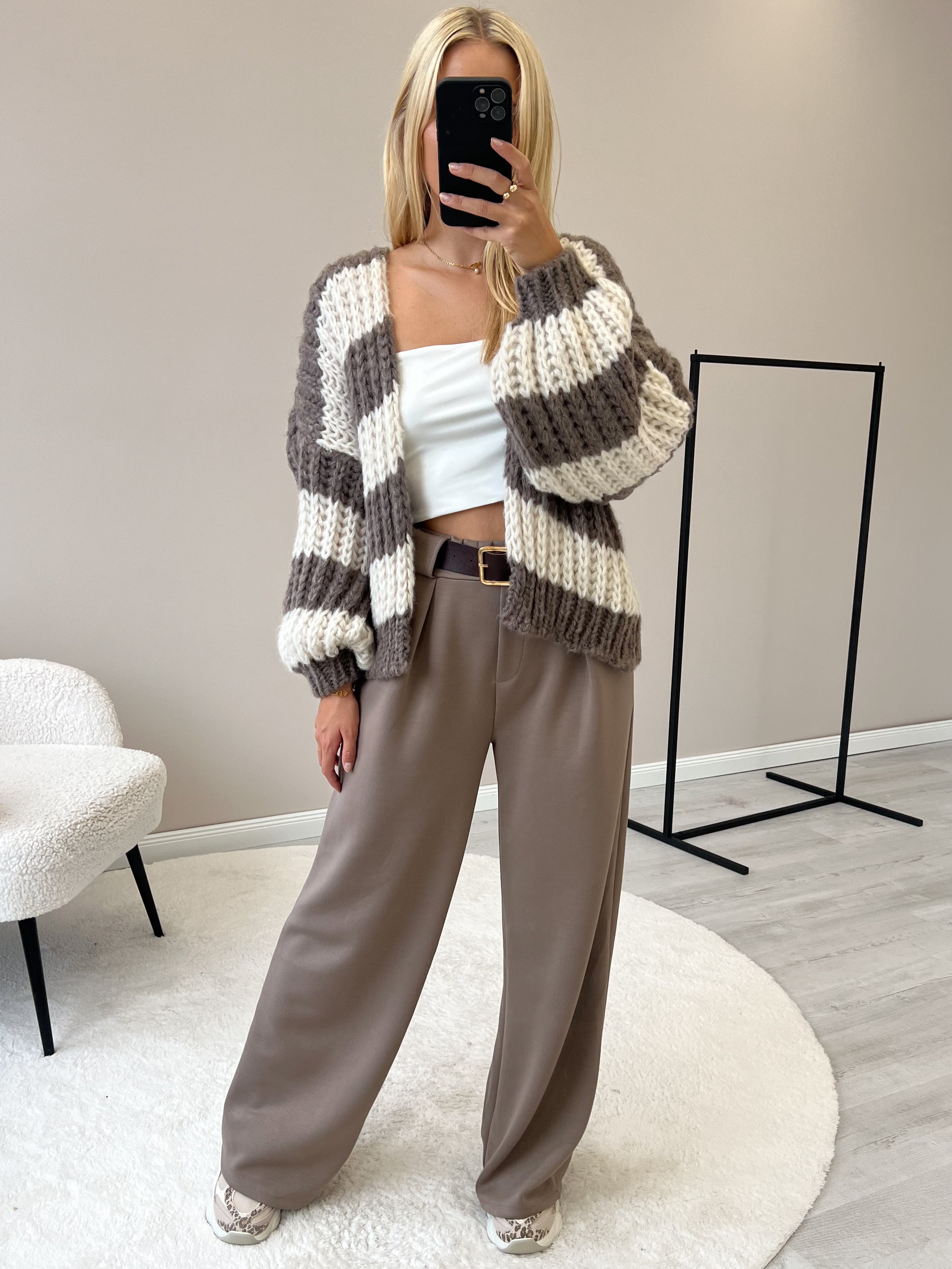 "Naima Stripes" kuscheliger Cardigan - mocca/beige