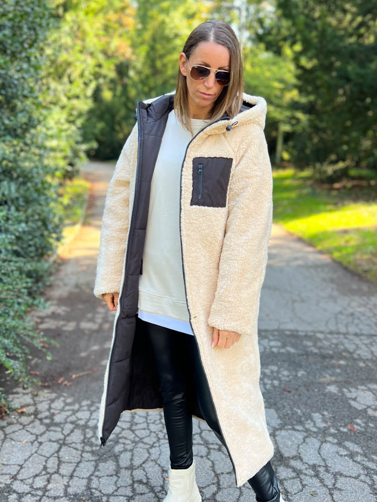 "Reversible" Gesteppte Wendejacke mit Teddyfell- schwarz/beige