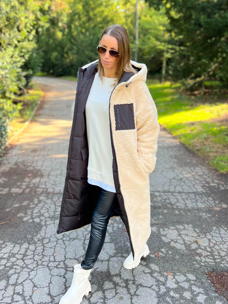 "Reversible" Gesteppte Wendejacke mit Teddyfell- schwarz/beige