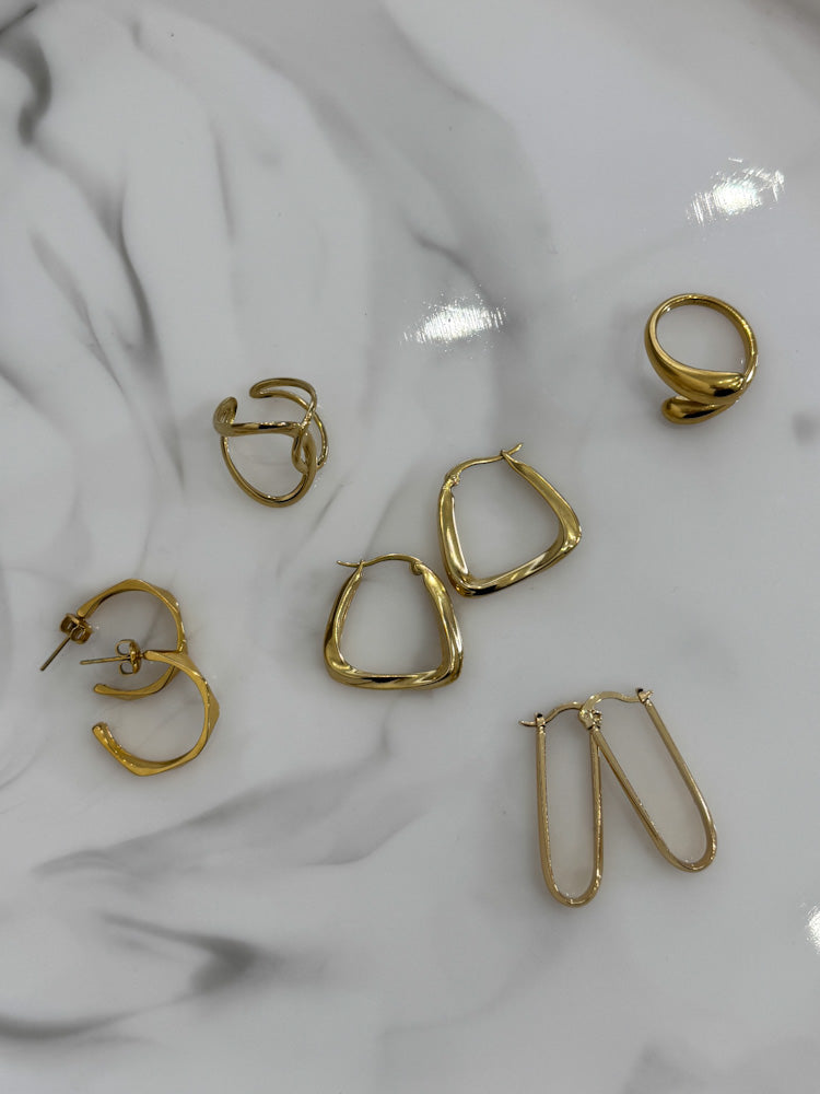 "Timeless Touch" stylischer Ring - gold