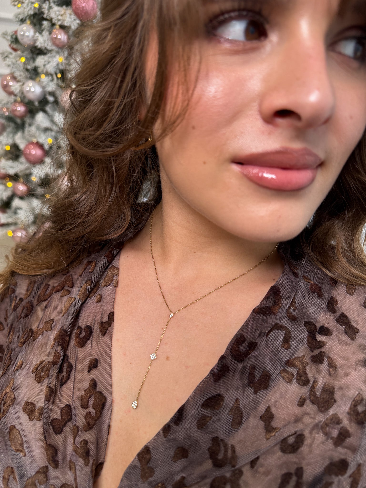 "Timeless Charm" feine Kette mit Glitzerdetaills - gold