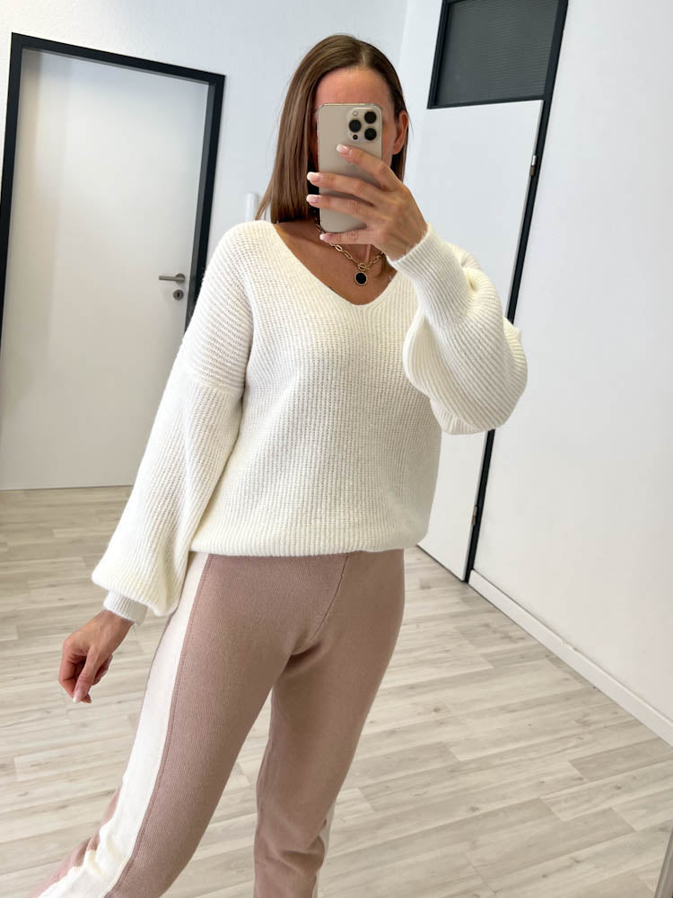 ,,New York V'' weicher Strickpulli - creme