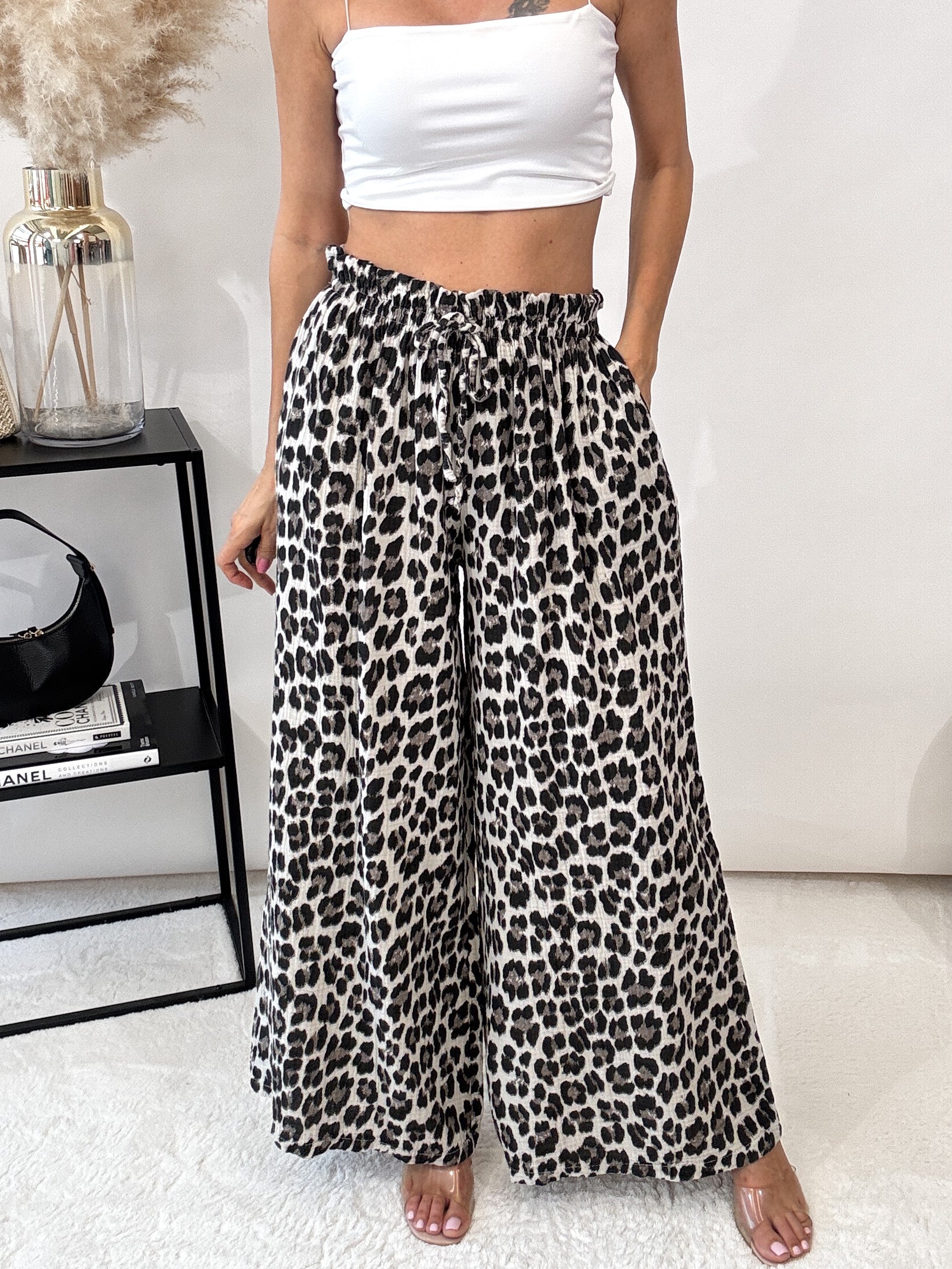 "Musselin Leo Pants 2.0" Hose aus Baumwolle (bis Größe 44) - weiss