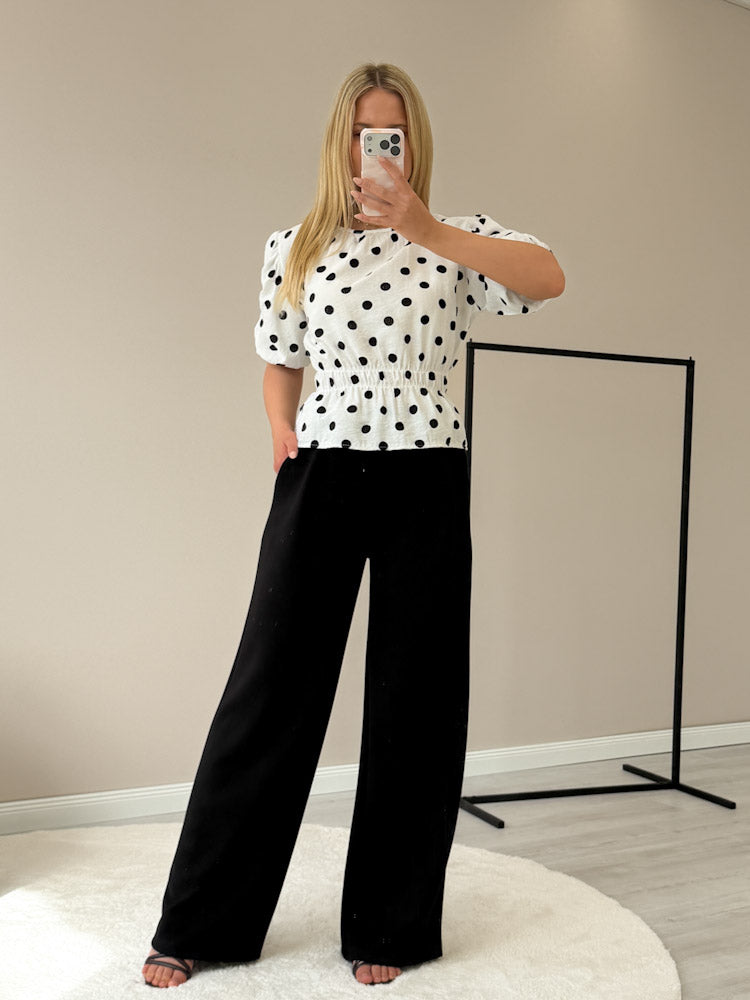 "Dot Darling" süße Bluse aus Viscose - weiß/ schwarz
