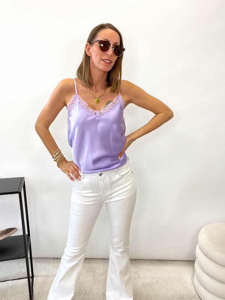 Lace Top mit weicher Spitze - flieder