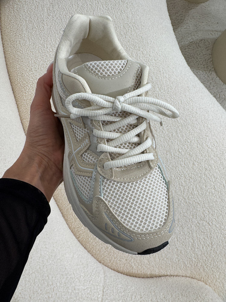 "Nova" cooler Sneaker - beige