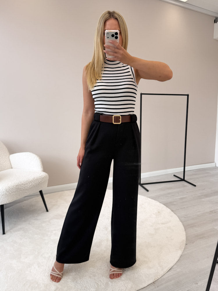 "Cara Stripes" schönes Stricktop aus Viscose - weiß/ schwarz