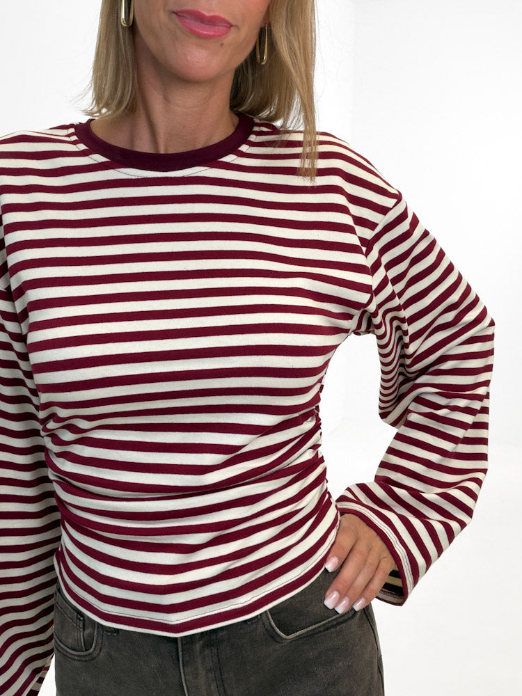 "Melfi Stripes" Pullover mit seitlicher Raffung aus Baumwolle - creme/bordeaux
