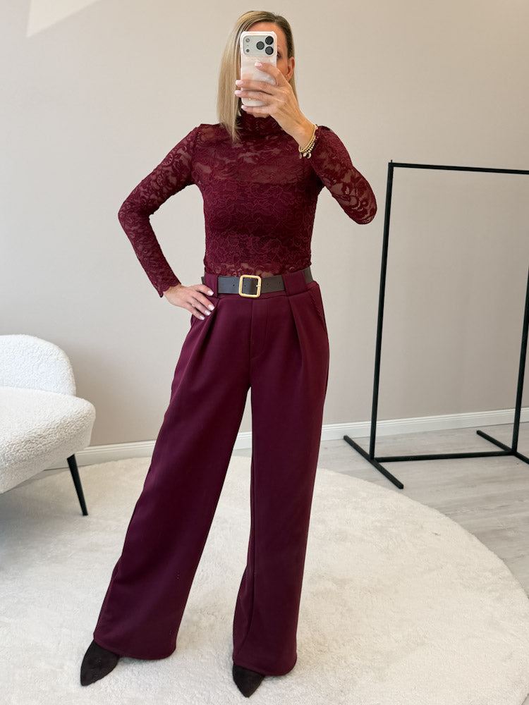 "Fiora" tolles Spitzenshirt mit Turtleneck - bordeaux