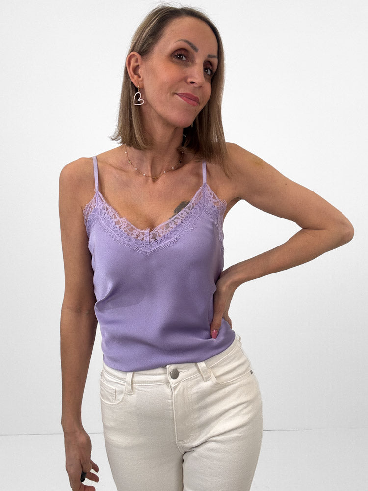 Lace Top mit weicher Spitze - flieder