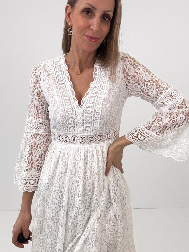 "Glow" weiches Spitzenkleid - weiß