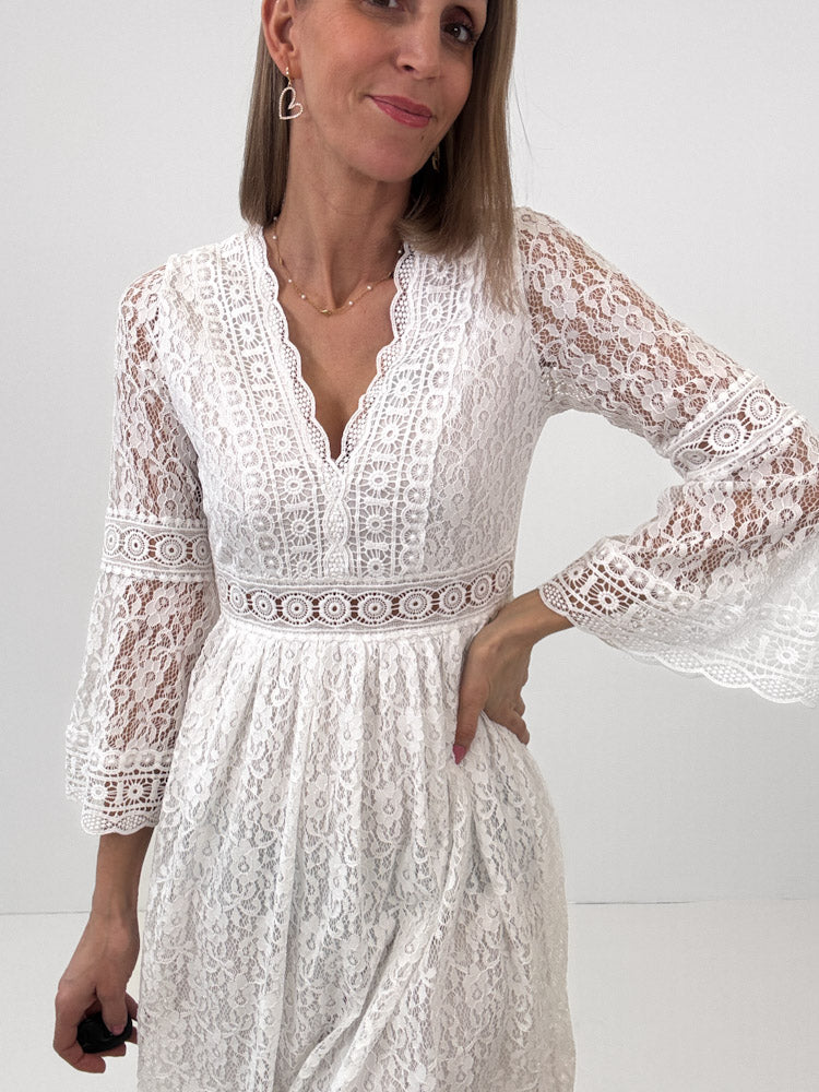 "Glow" weiches Spitzenkleid - weiß