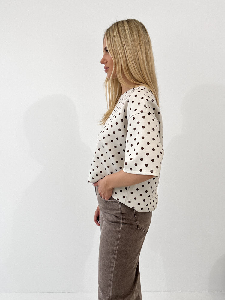 "Polka Dottie" weiches T-Shirt aus Viscose - beige/braun
