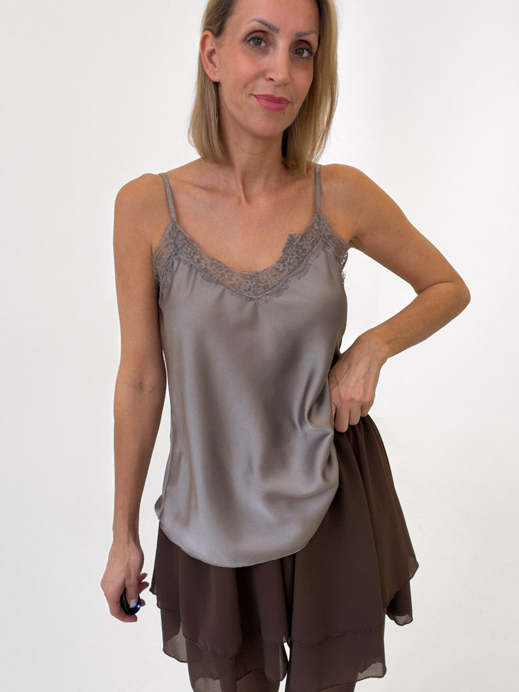 Lace Top mit weicher Spitze - mocca