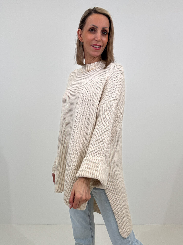 Strickpullover mit Schlitz - beige