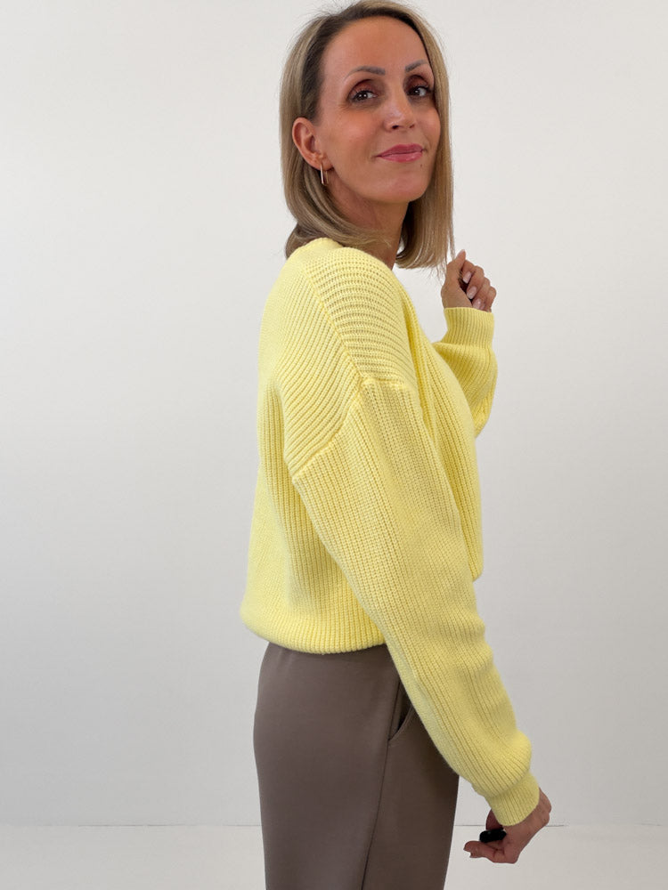 "Self Love" weicher Strickcardigan aus Viscose- sonnengelb