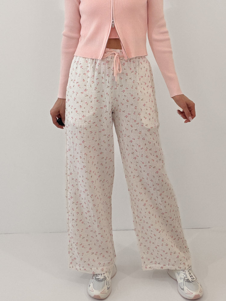 "Little Rosy Musselin Pants" süße Hose aus Baumwolle mit Blumenmuster - weiß/ rosa