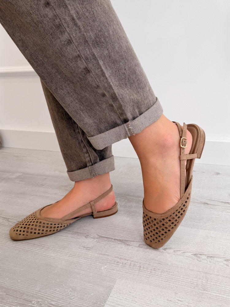 "Desert Chic" Sling Ballerina - beige