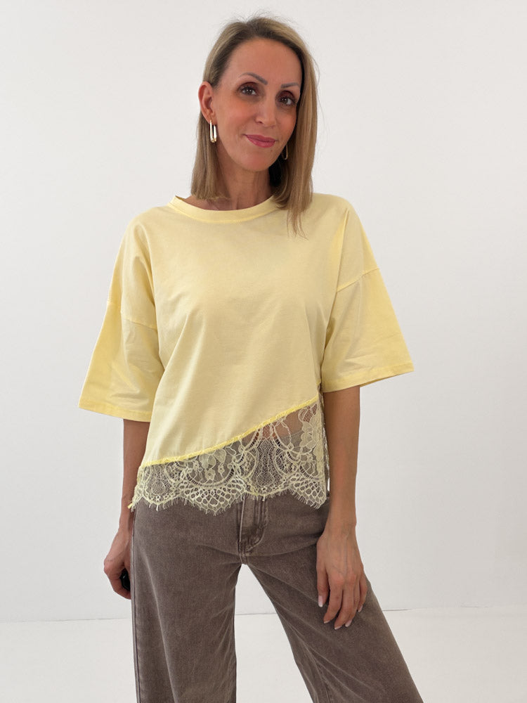 "Faro Lace" stylisches T-Shirt mit Spitzendetails - sonnengelb