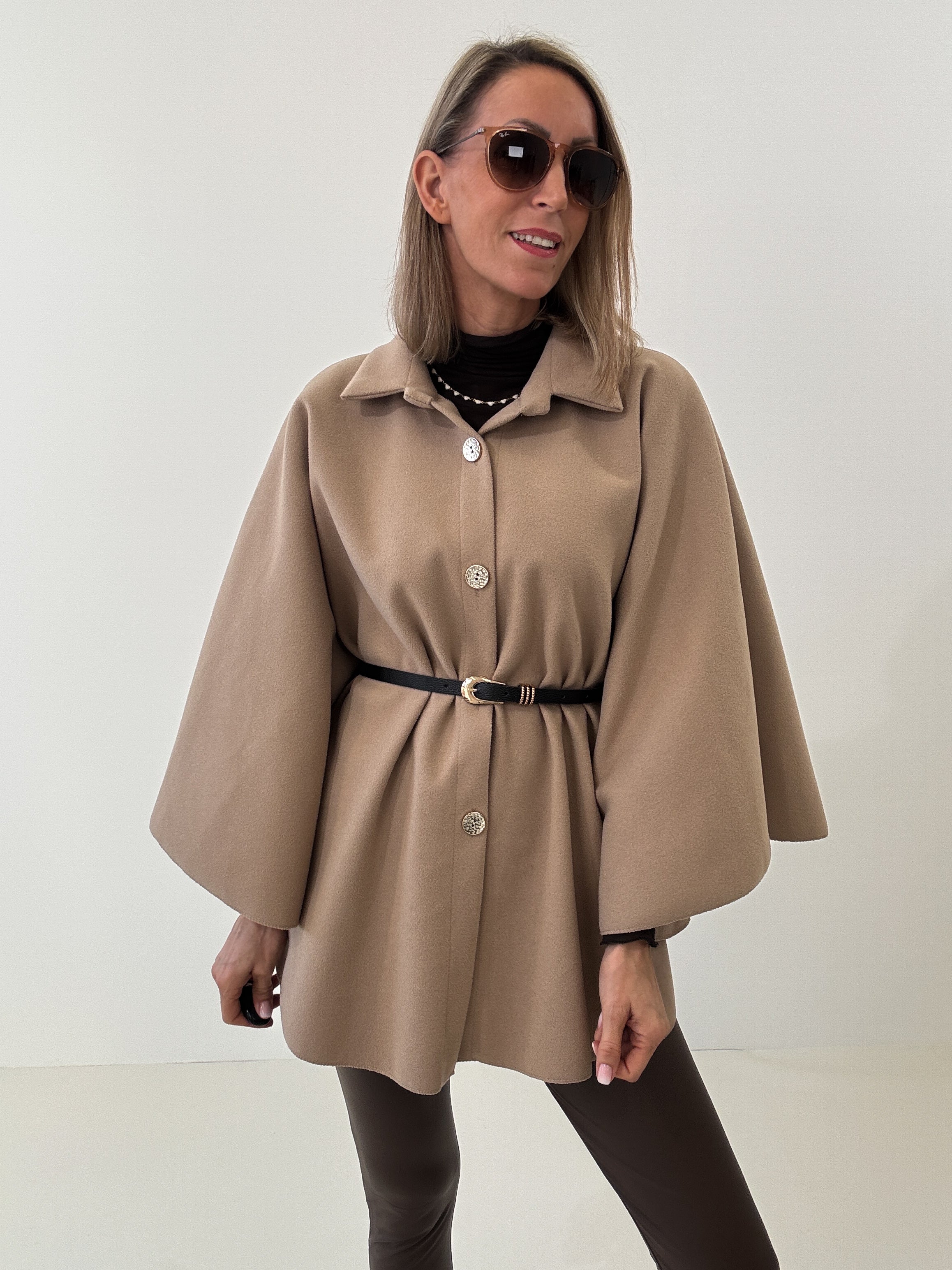 "Barolo" schöner Poncho - camel