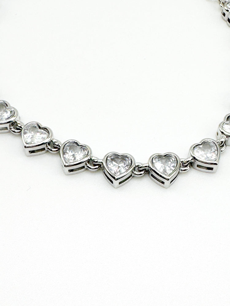 "Timeless Love" wunderschönes Herzarmband - silber