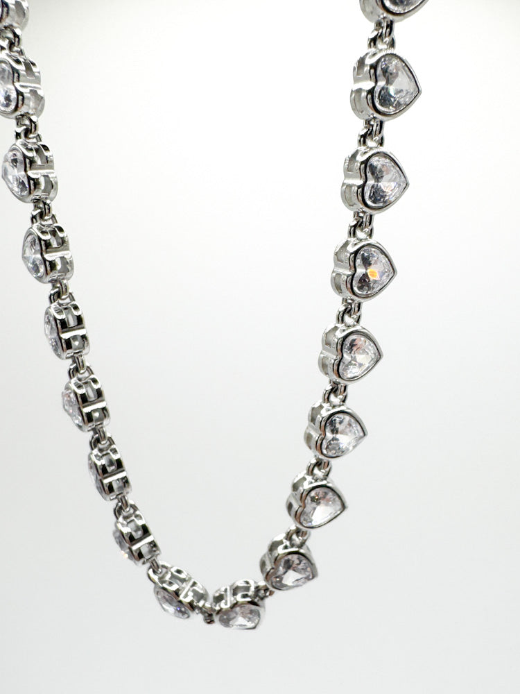 "Timeless Love" wunderschöne Herzkette - silber