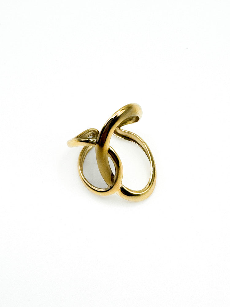 "Timeless Loop" stylischer Ring - gold