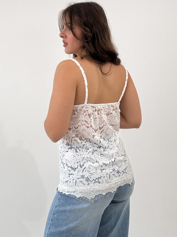 "New Lace" zartes Top aus Spitze - weiß