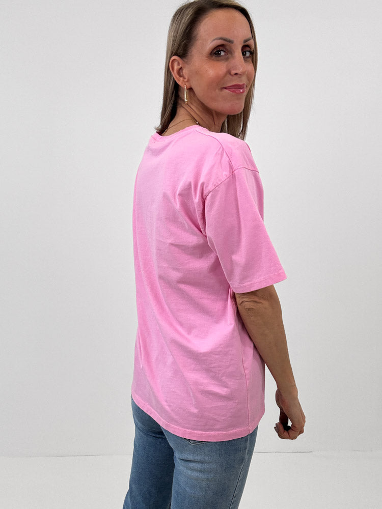 "Ciao" Shirt mit Statement in Leoprint - cotton candy