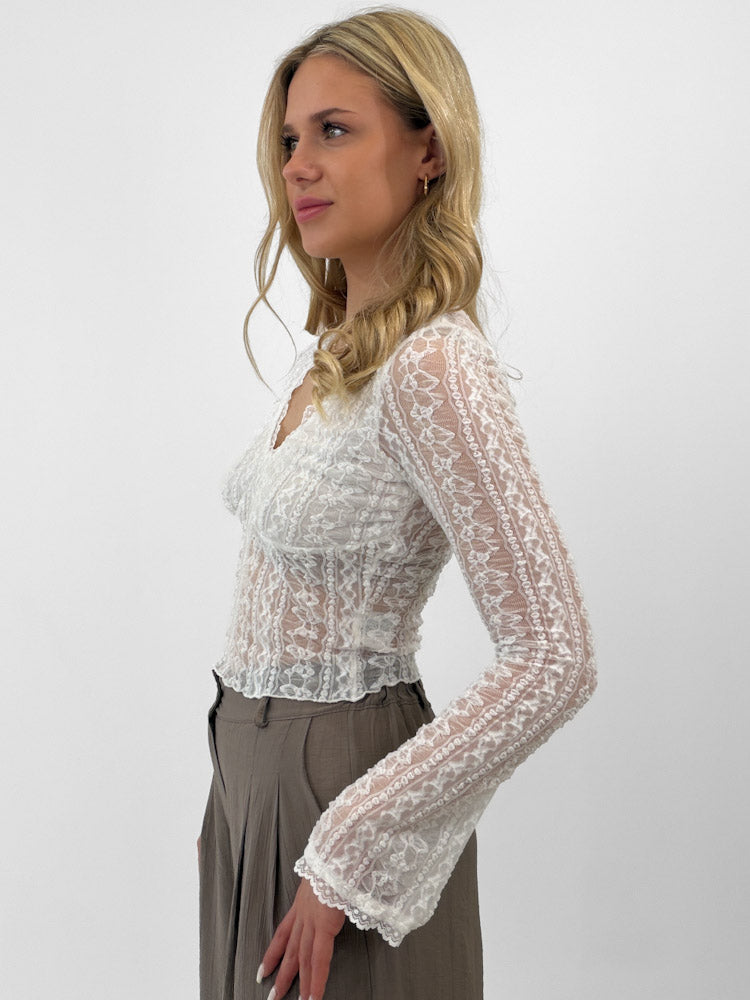 "Fiorella" zartes Spitzenshirt - weiß