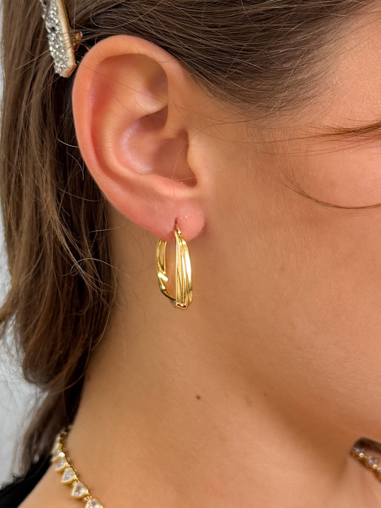 "Timeless Romance" wunderschöne Ohrringe - gold