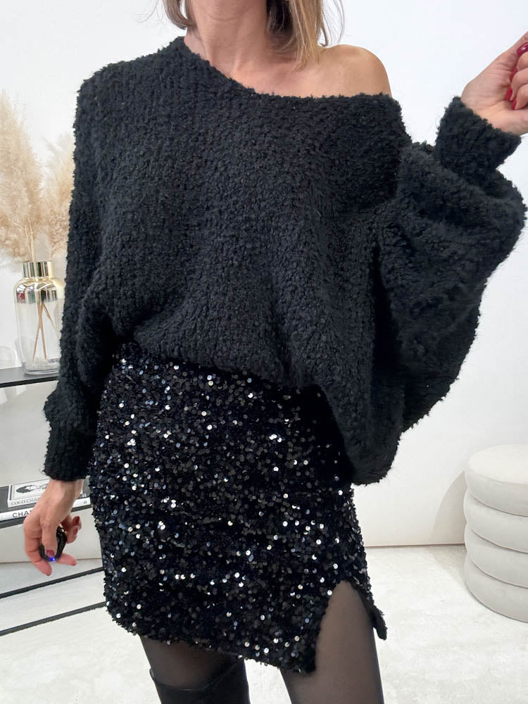 "Bouclé V" kuscheliger Pulli - schwarz