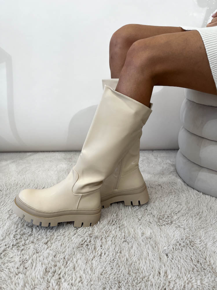 "Myla High" Hoher Stiefel - beige