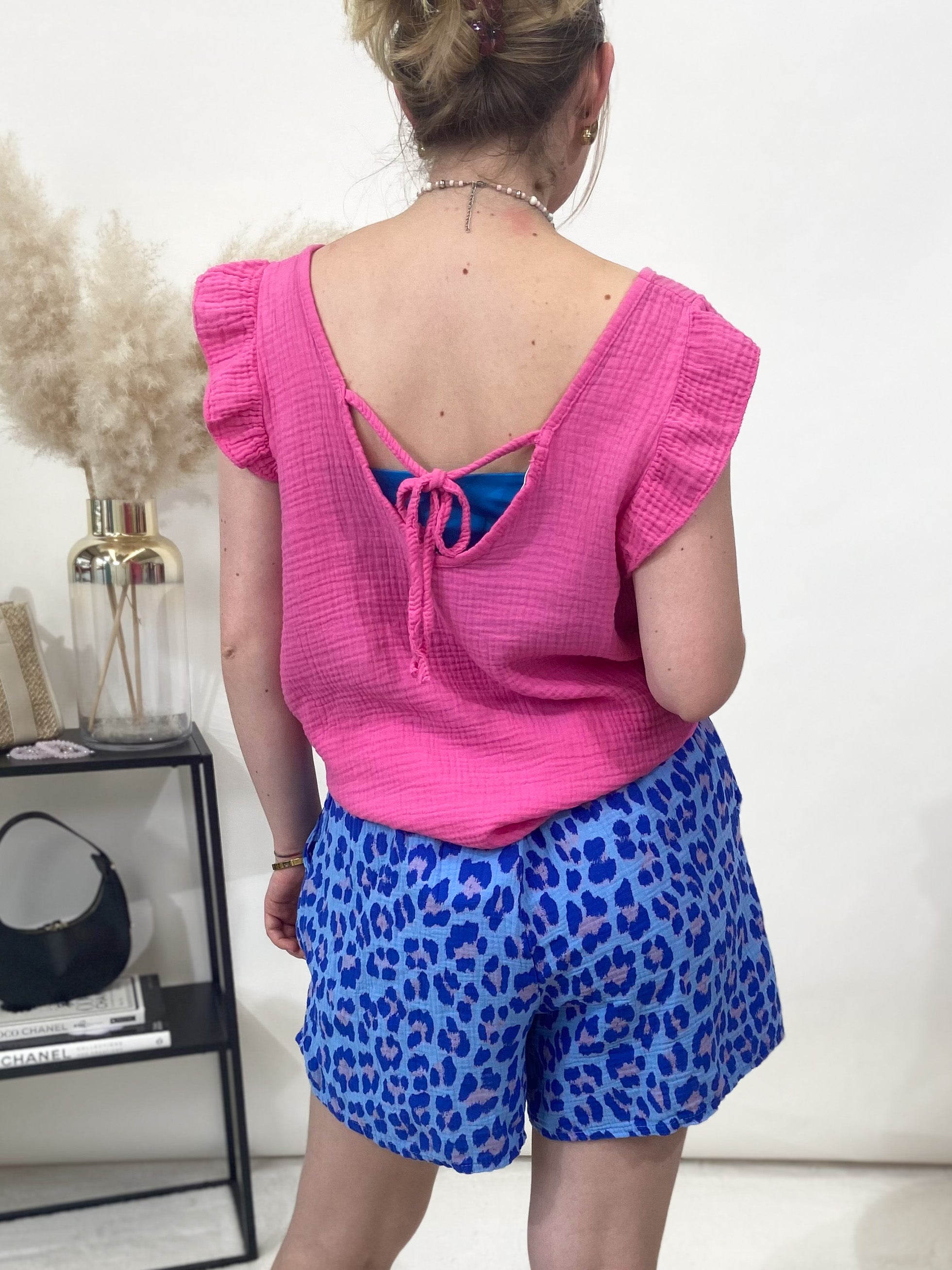 "Shorty Leo" Short aus Musselin - blau