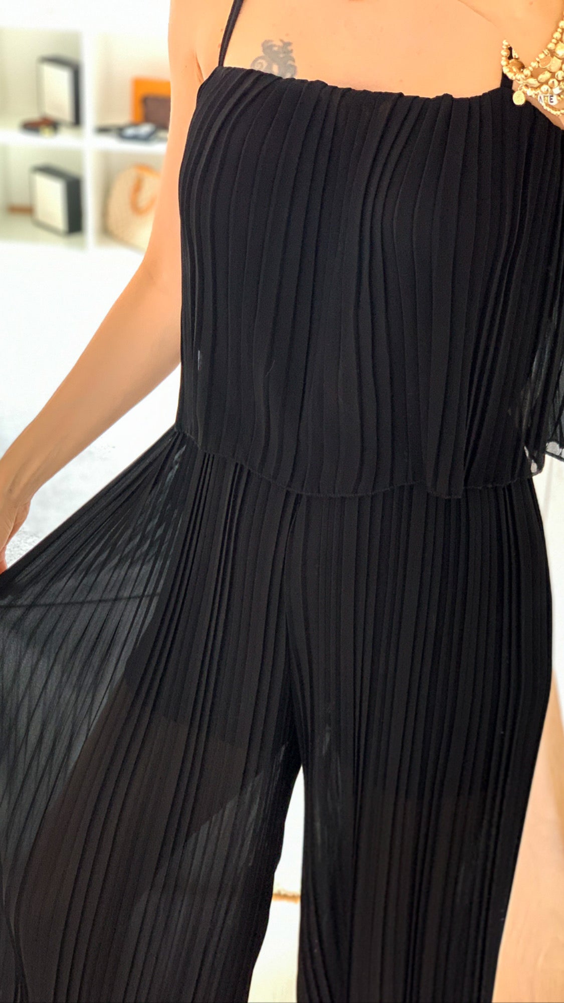 plissee jumpsuit für damen von missmo.de in black