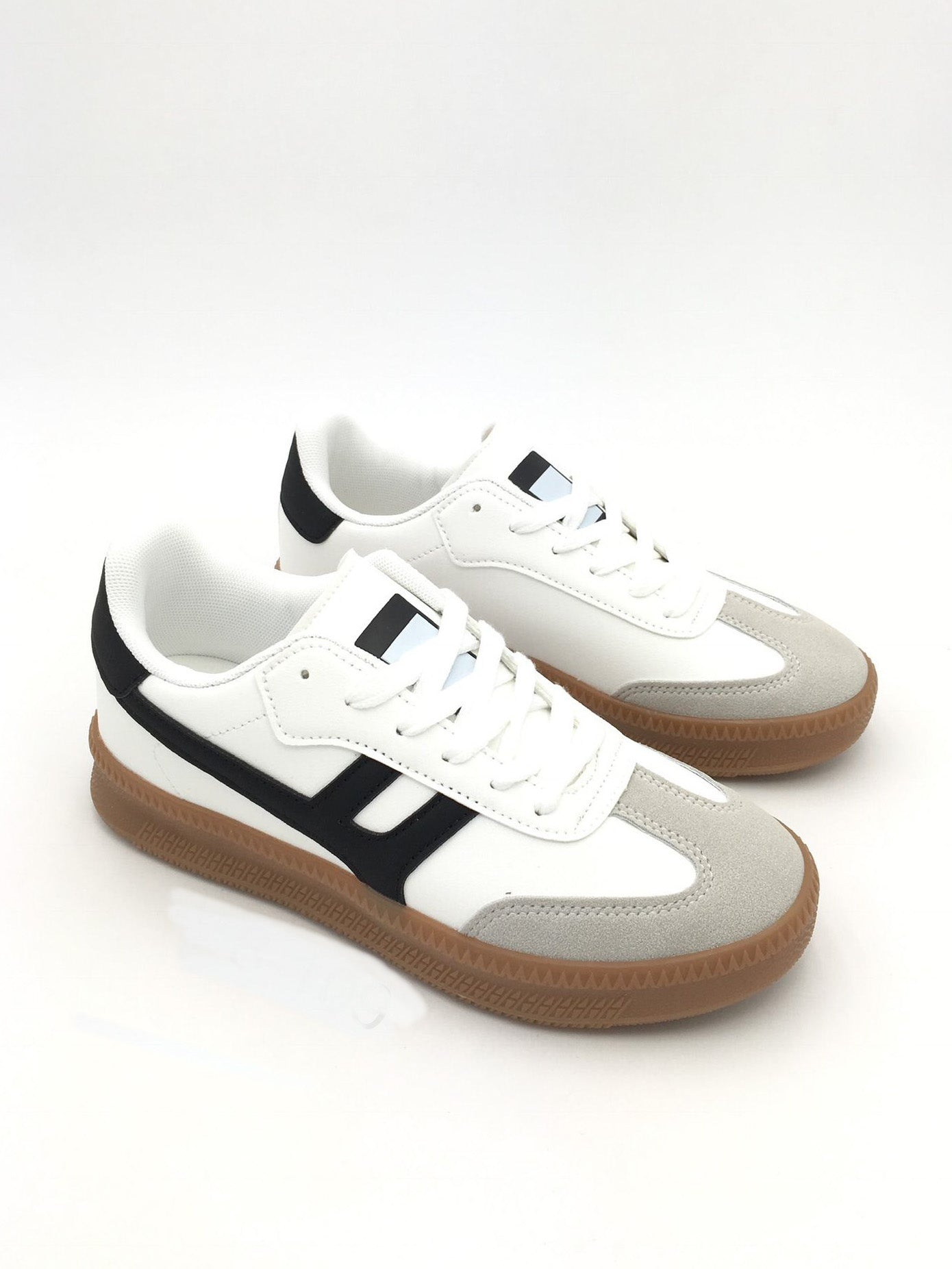 "Retro" cooler Sneaker - schwarz/weiss