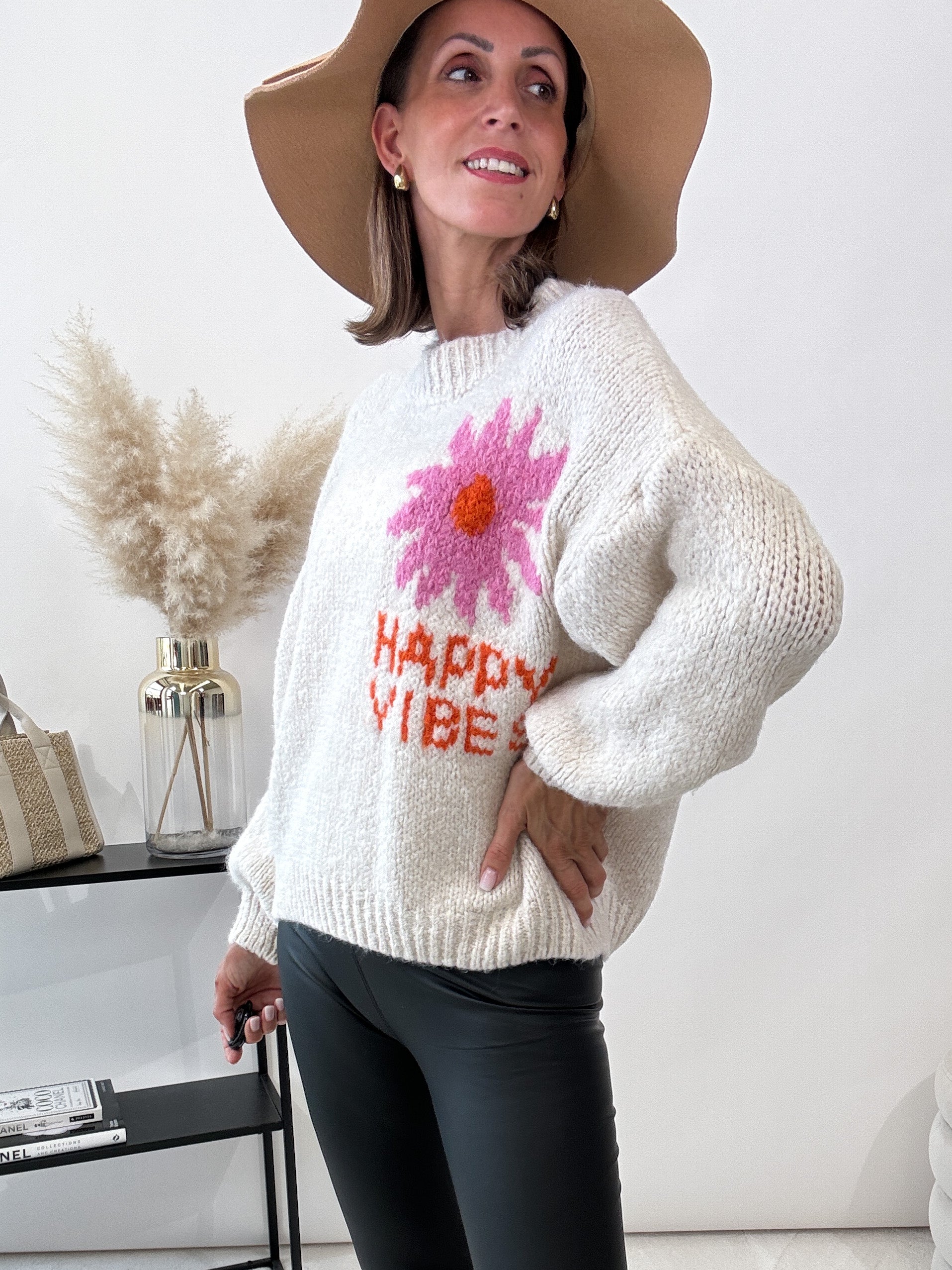 "Happy" kuscheliger Pulli - creme