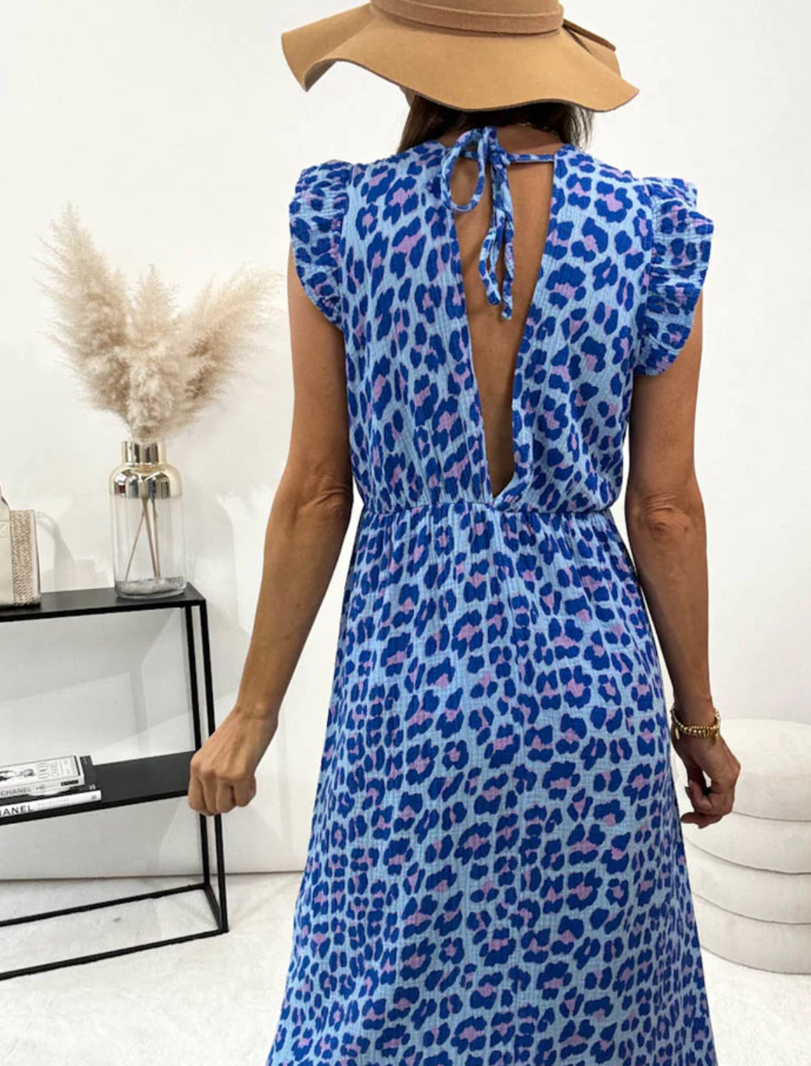 ,,Pianosa Midi"- Leo Midikleid aus Musselin - blau/rosa