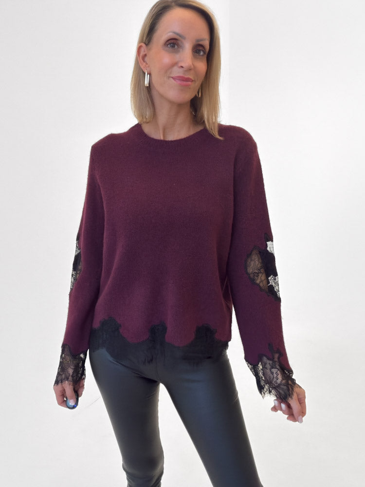 "Cesena Lace 2.0" Pullover mit Spitzendetaills aus Viscose & Lana Wolle - plum